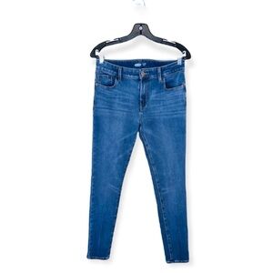 EUC Old Navy Rockstar Light Wash Super Skinny Jeans